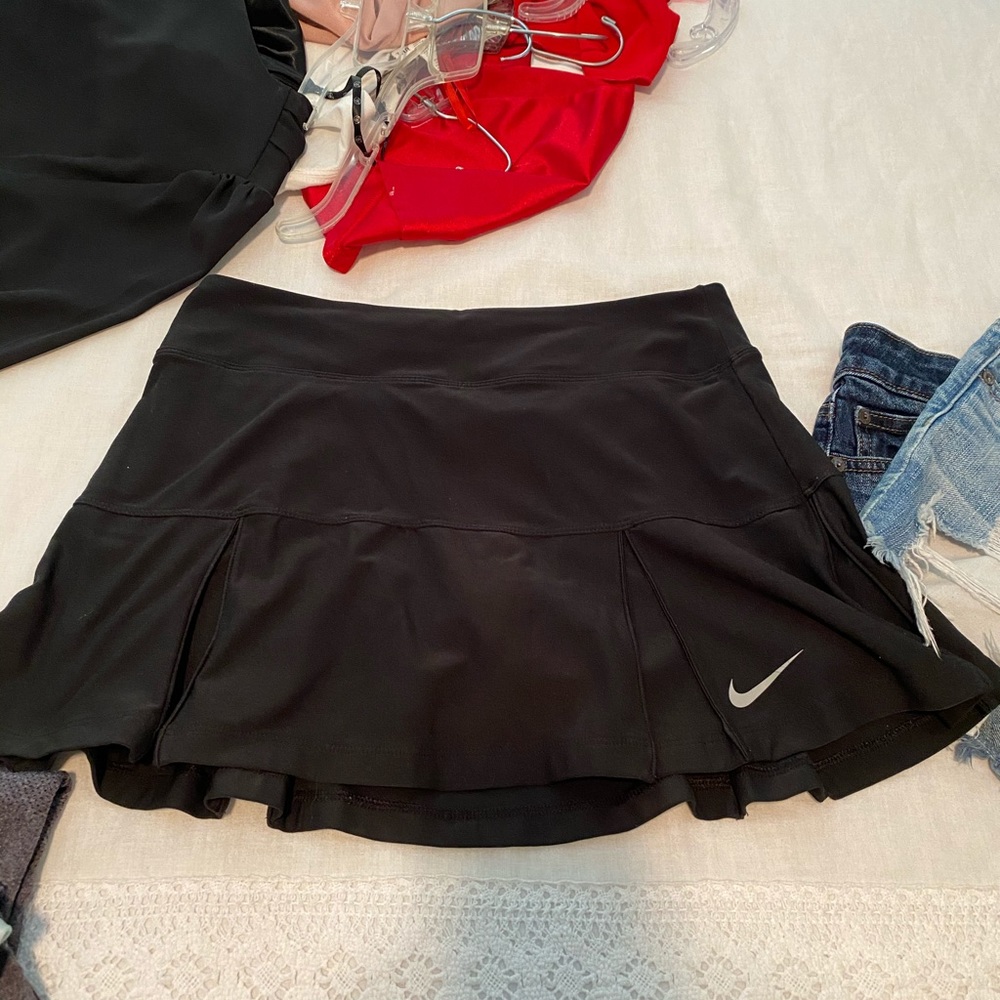 Nike tennis skirt